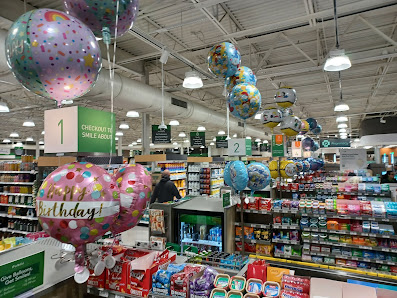 Gateway West Shopping Center photo 4