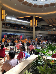 Windward Mall photo 7