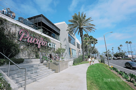 Pacific City photo 1