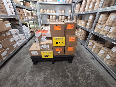 300 West Town Center photo 2