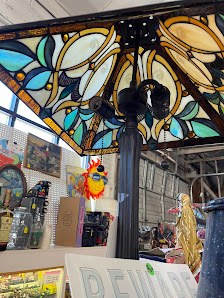 300 West Town Center photo 4