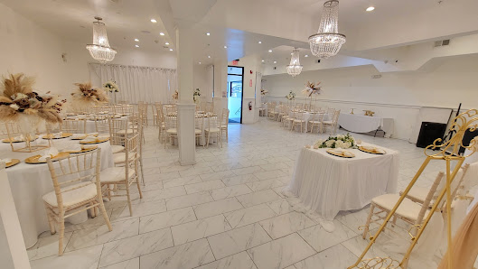 Plaza Center photo 6