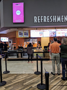 Twelve Mile Crossing at Fountain Walk photo 4