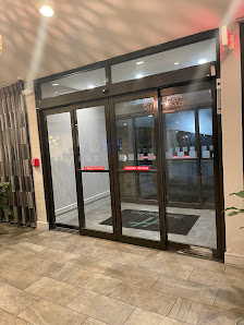 Shops On Schillinger photo 4