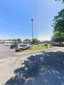 Riverwalk Plaza photo 2