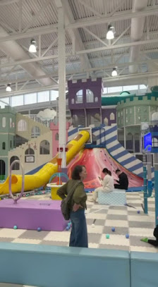 SkyCastle (New Horizon Mall) Indoor Playground - Family Entertainment Centre photo 2
