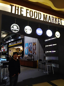 Tanger Outlets Foxwoods photo 5