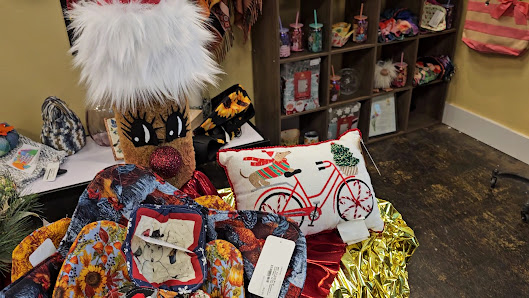 Painted Tree Boutiques - Naperville photo 2