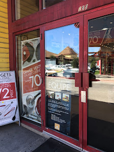 Outlets at St. Sauveur photo 2