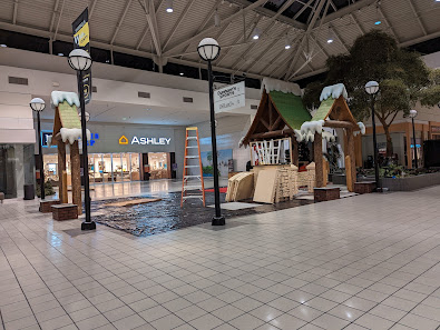 Shawnee Mall photo 1