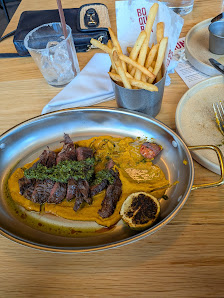 Blue Back Square photo 2