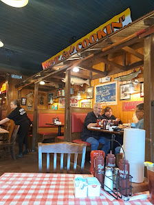 Cascade Station photo 6