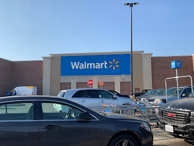 Fountain Square of Waukegan photo 1