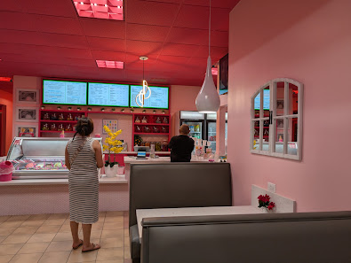 Veterans Plaza photo 2