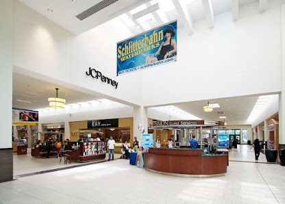 Broadway Square photo 5