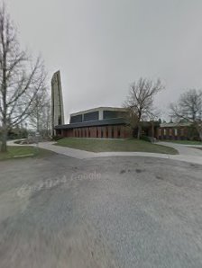 Lewvan Crossing photo 3