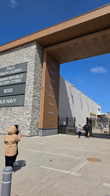 Outlet Collection at Niagara photo 2