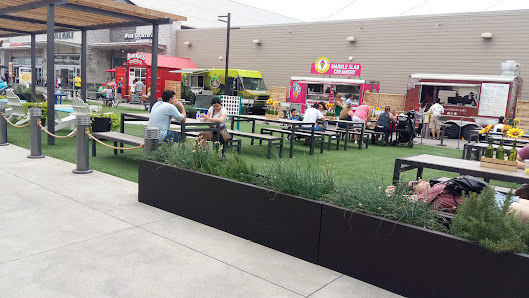 Outlet Collection at Niagara photo 4