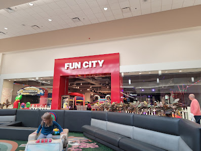 Huntington Mall photo 1