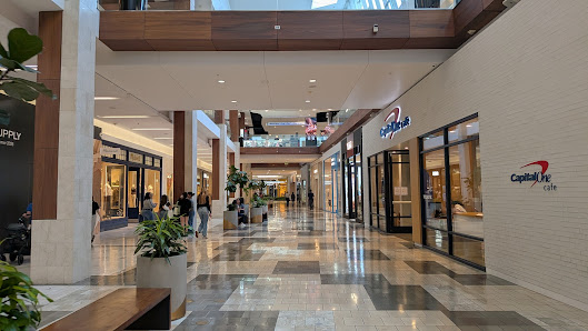 Westfield Topanga photo 1