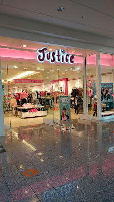 Promenade Temecula photo 2