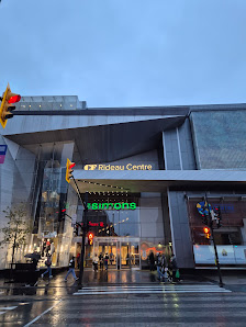CF Rideau Centre photo 1