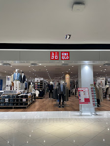 CF Rideau Centre photo 4