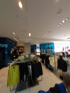 CF Rideau Centre photo 6