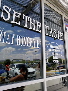 North Hills Crossing photo 2