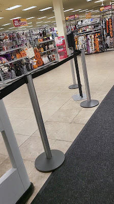 Jantzen Beach Center photo 3