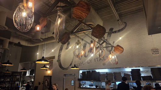 Mercado Del Lago Mall photo 2