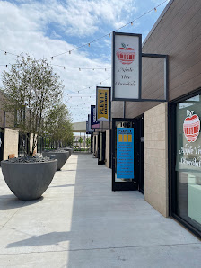 Chisholm Creek photo 1