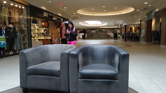 Semiahmoo Shopping Centre photo 3