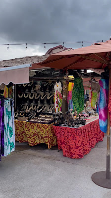 Ward Village photo 3