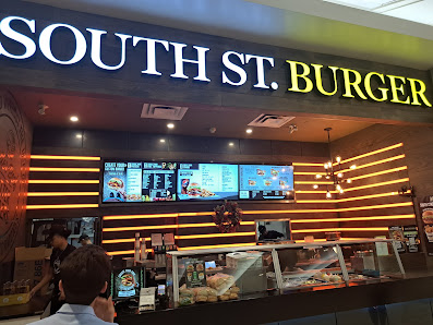 CF Market Mall photo 5