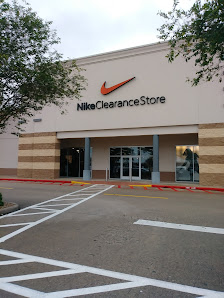 Fairway Plaza photo 1