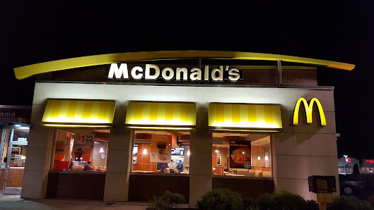 East Towne Centre photo 5