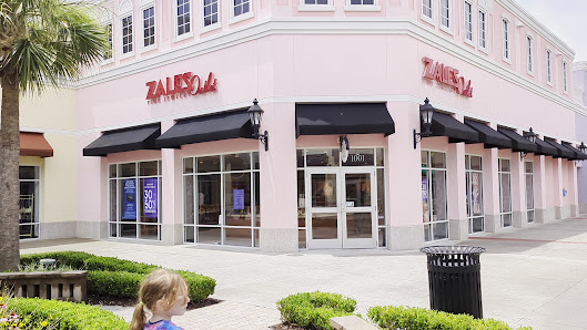 Tanger Outlets Savannah photo 3