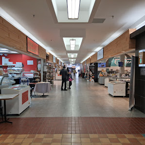 Les Halles St-Jean photo 2