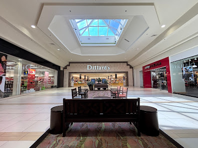 Turtle Creek Mall photo 4