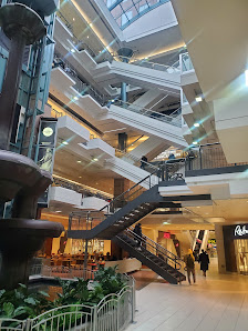 Place Montreal Trust photo 2