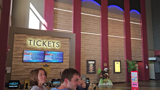 Renaissance at Colony Park photo 3