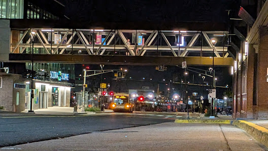 Barrington Place photo 1