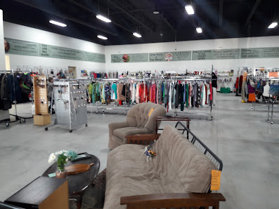 North Branch Outlets photo 2