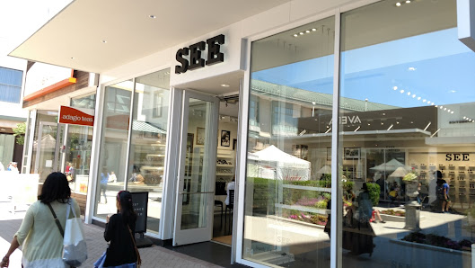 Westfield Old Orchard photo 4