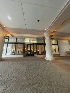 Westfield Old Orchard photo 7