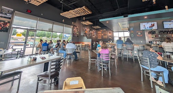 Plaza @ Enchanted Hills ( Bernalillo shopping center ) photo 4