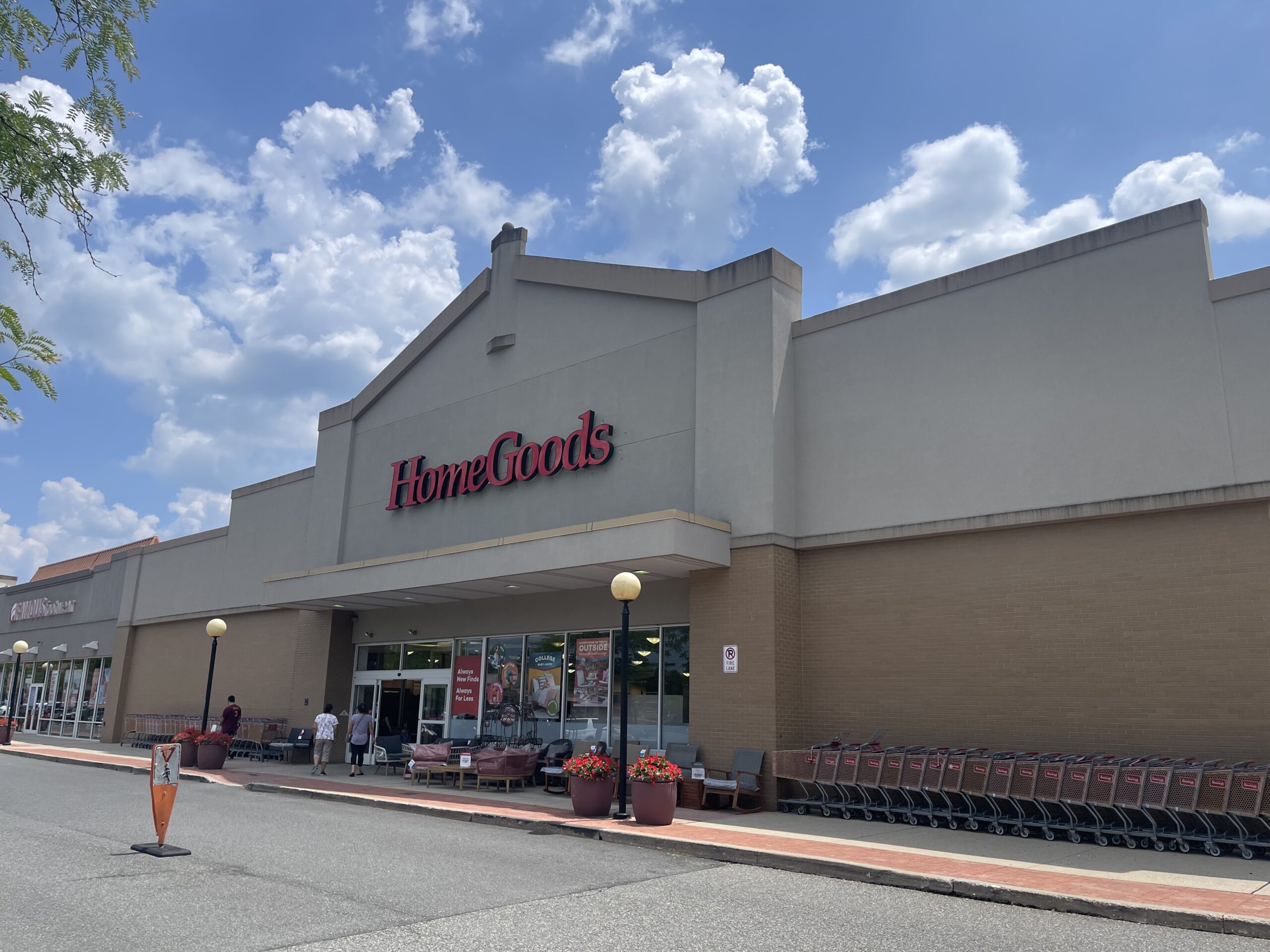 Alpine Village Shopping Centre Ltd