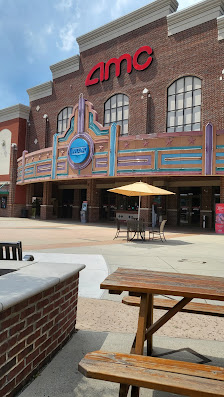 The Streets at Southpoint photo 5