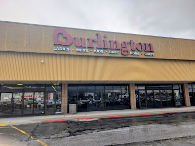 University Crossing photo 1